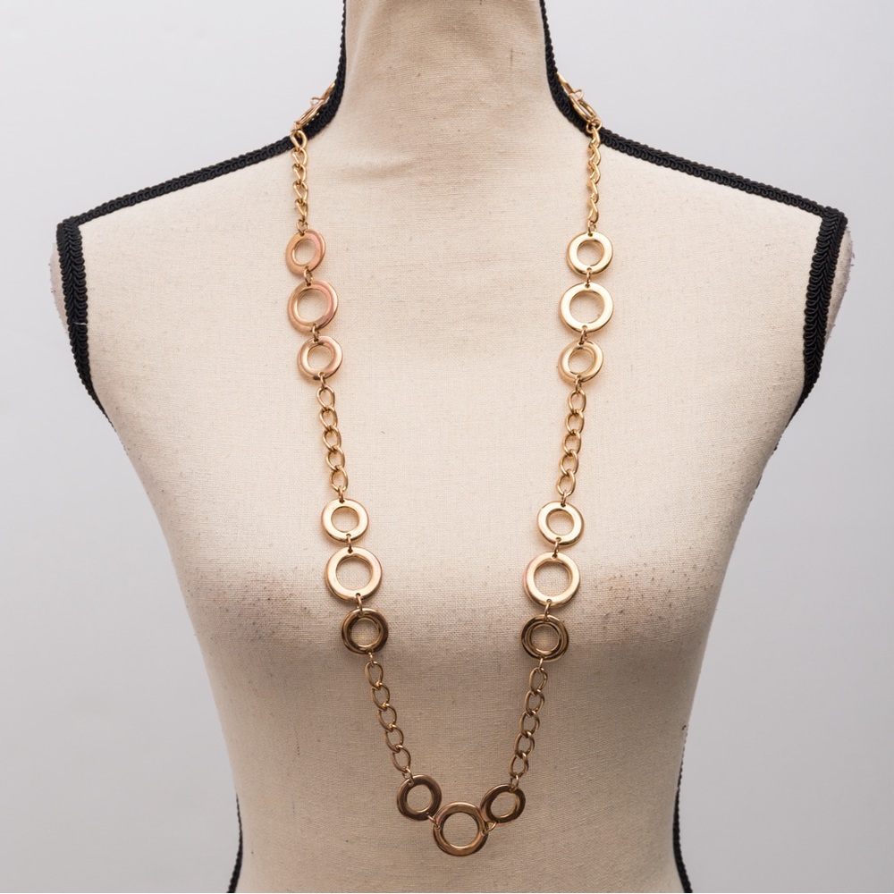 Gold tone large link necklace with circular links longer length for versatility